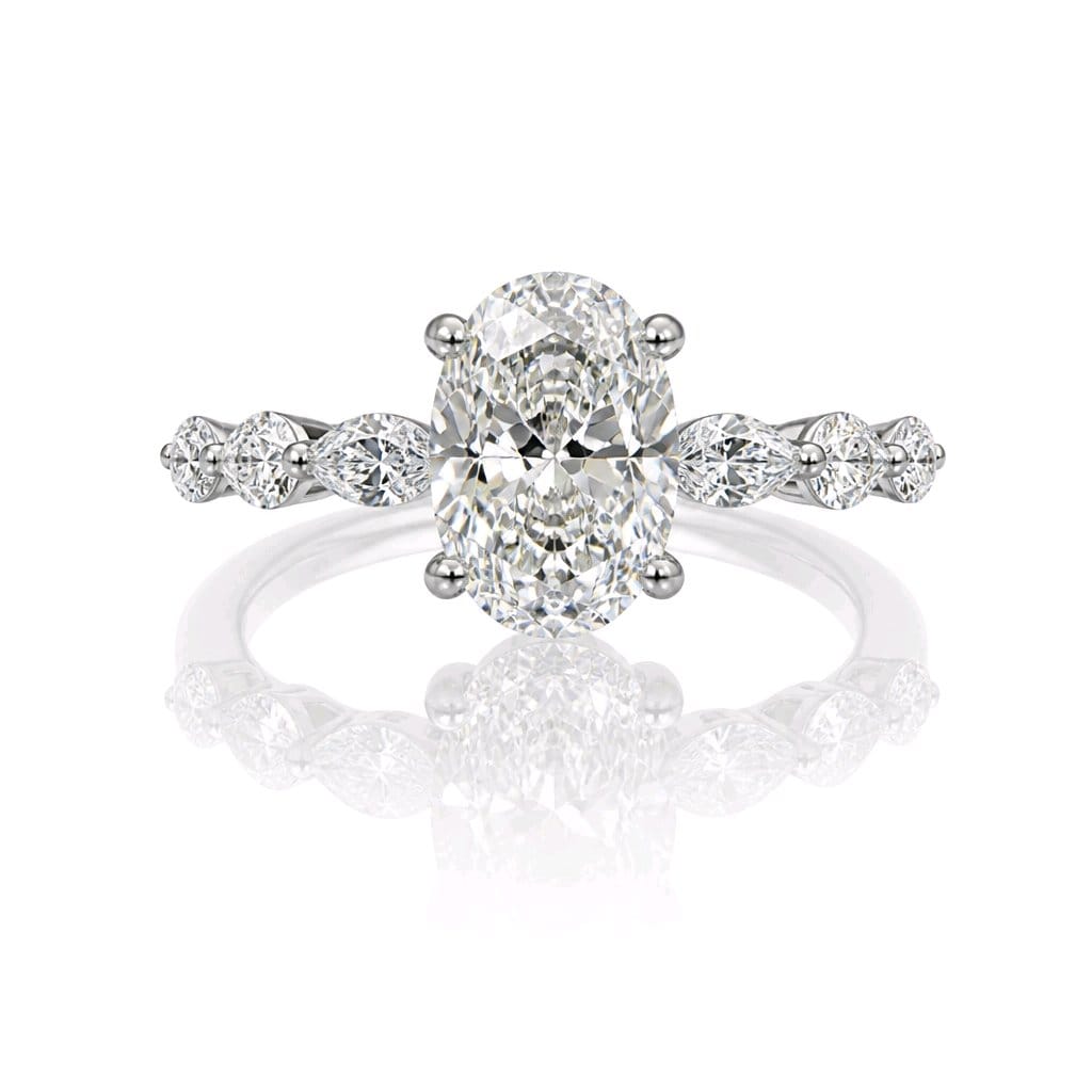 Astrid Oval Solitaire — anillo de diamante lab-grown listo para enviar