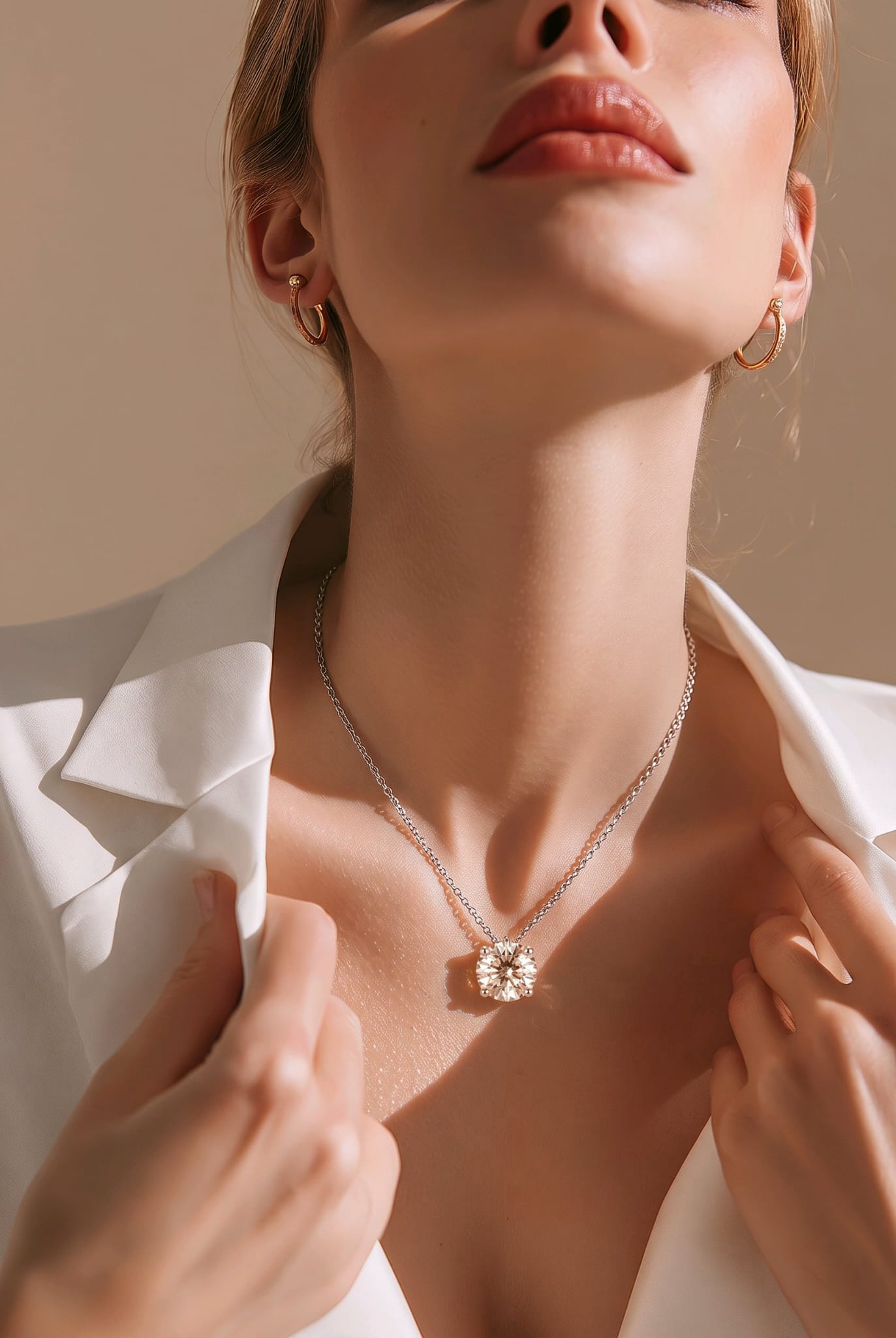 Astrid Solitaire Hanger